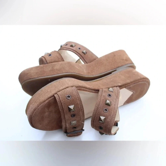 KLIK platform studded sandals - Picture 4 of 11